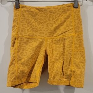 Salty Honey Shorts Size Small